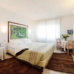 https://antico-albergo-madonna.it-lombardy.com