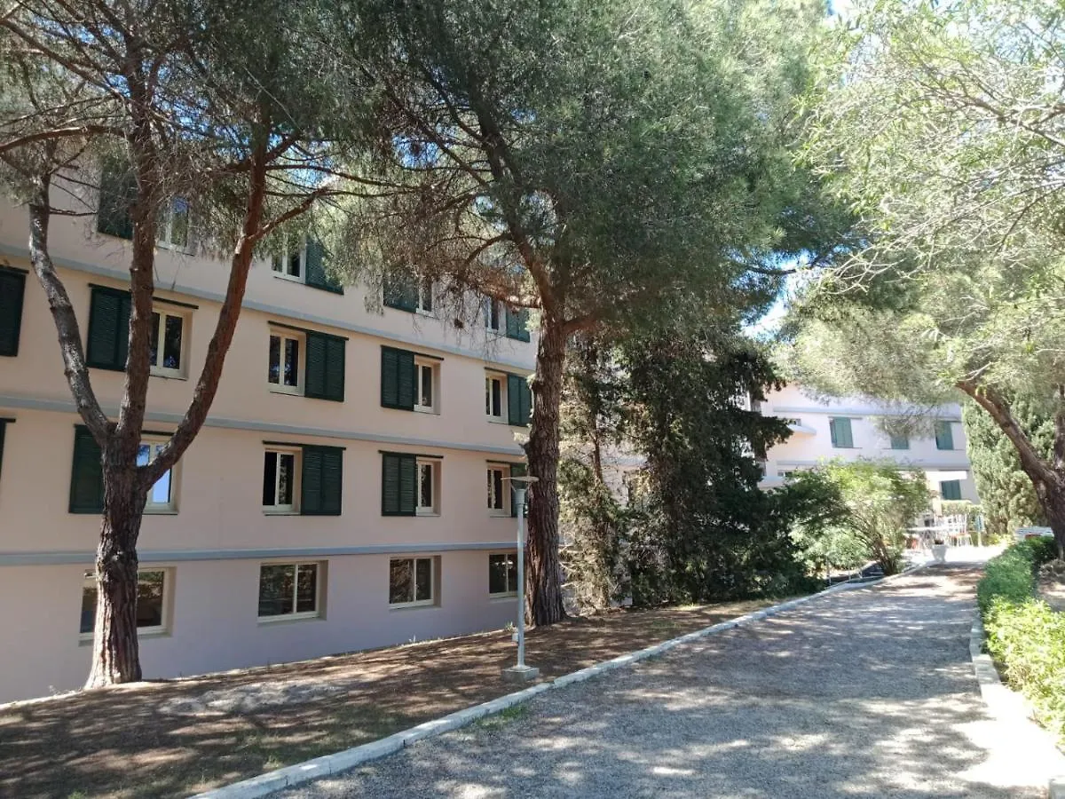 Semesteranläggning (resort) Hotel Club Lacona