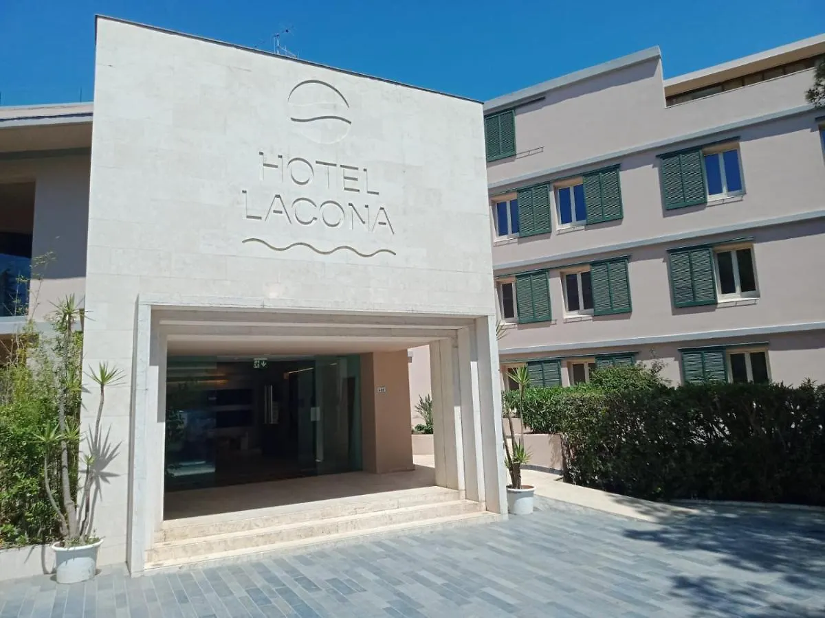 Hotel Club Lacona