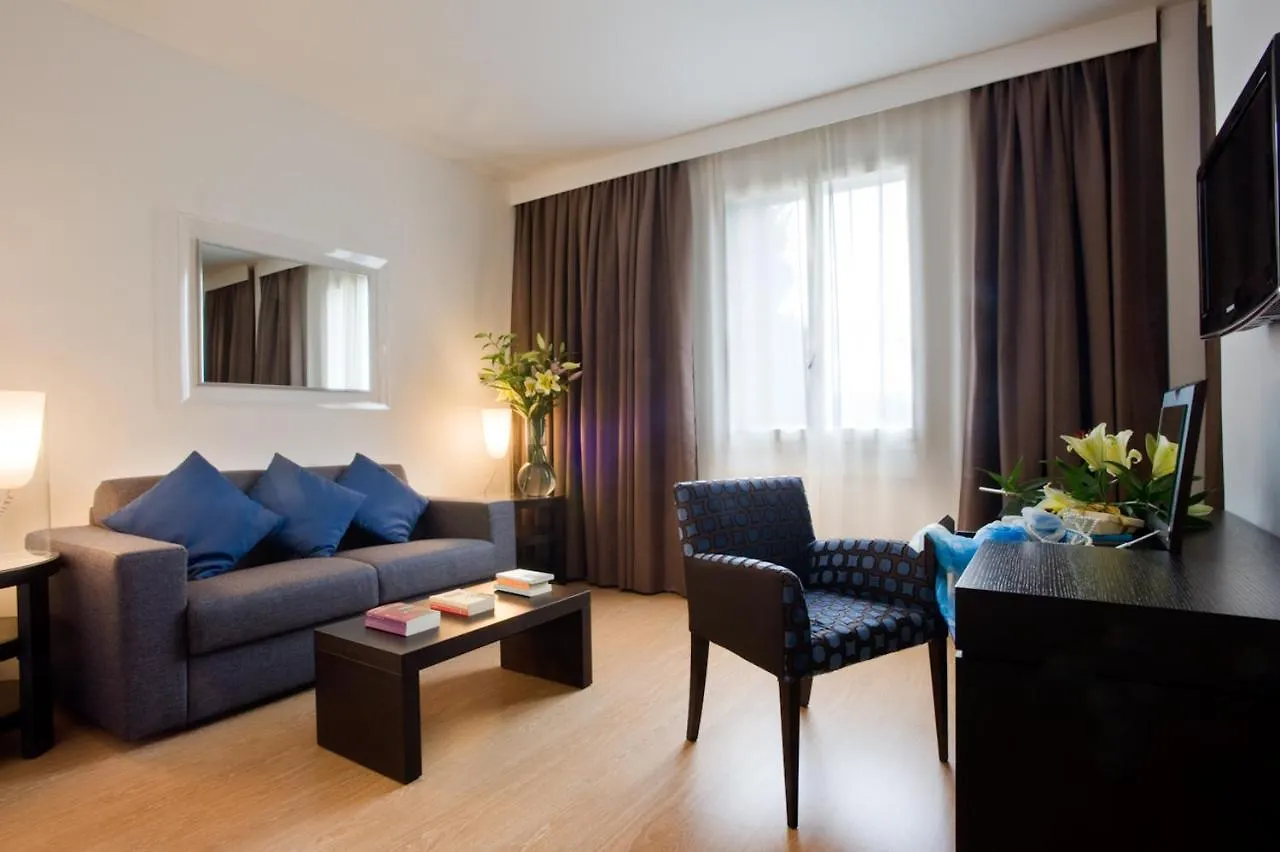 Semesteranläggning (resort) Hotel Club Lacona